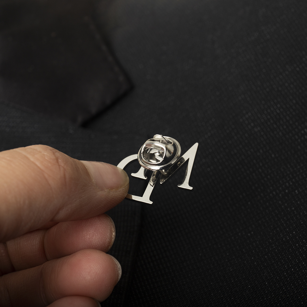Tangula Custom Initials Brooch - Grooming Kit ulasan dan harga